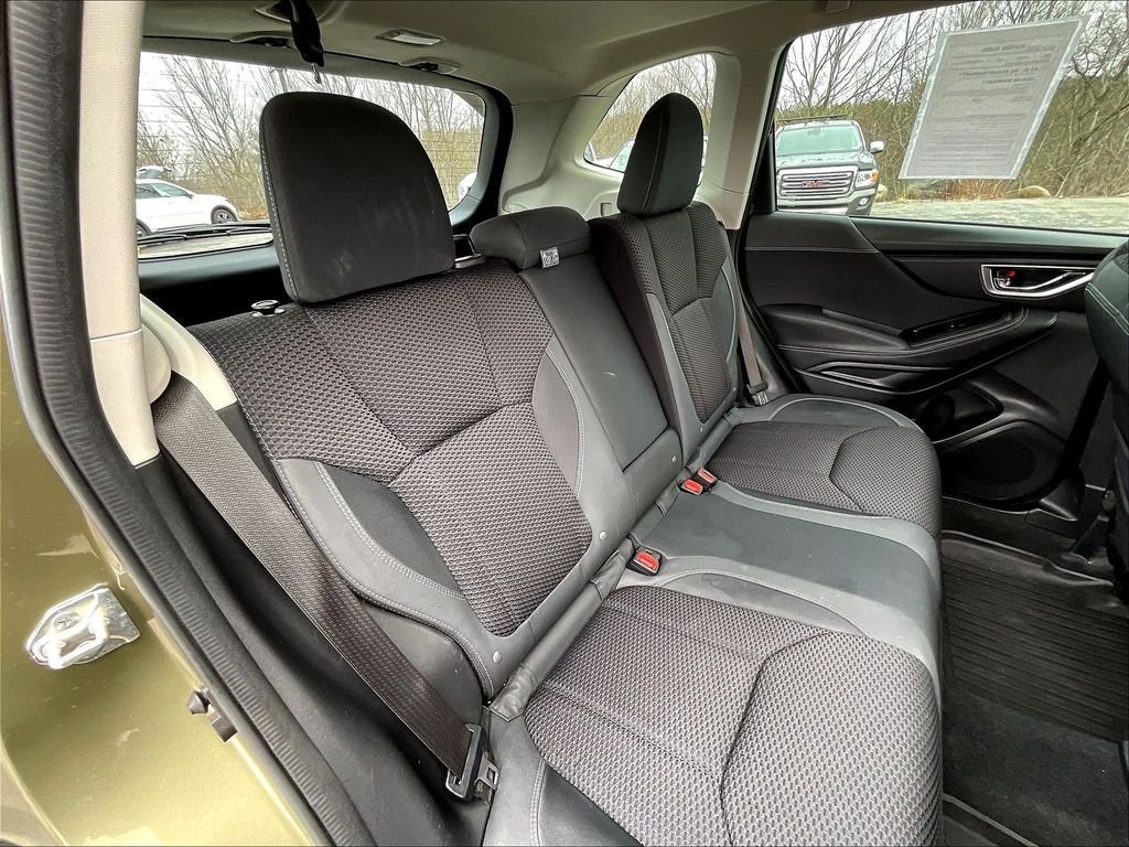 Used 2023 Subaru Forester Premium AWD/4WD image 15