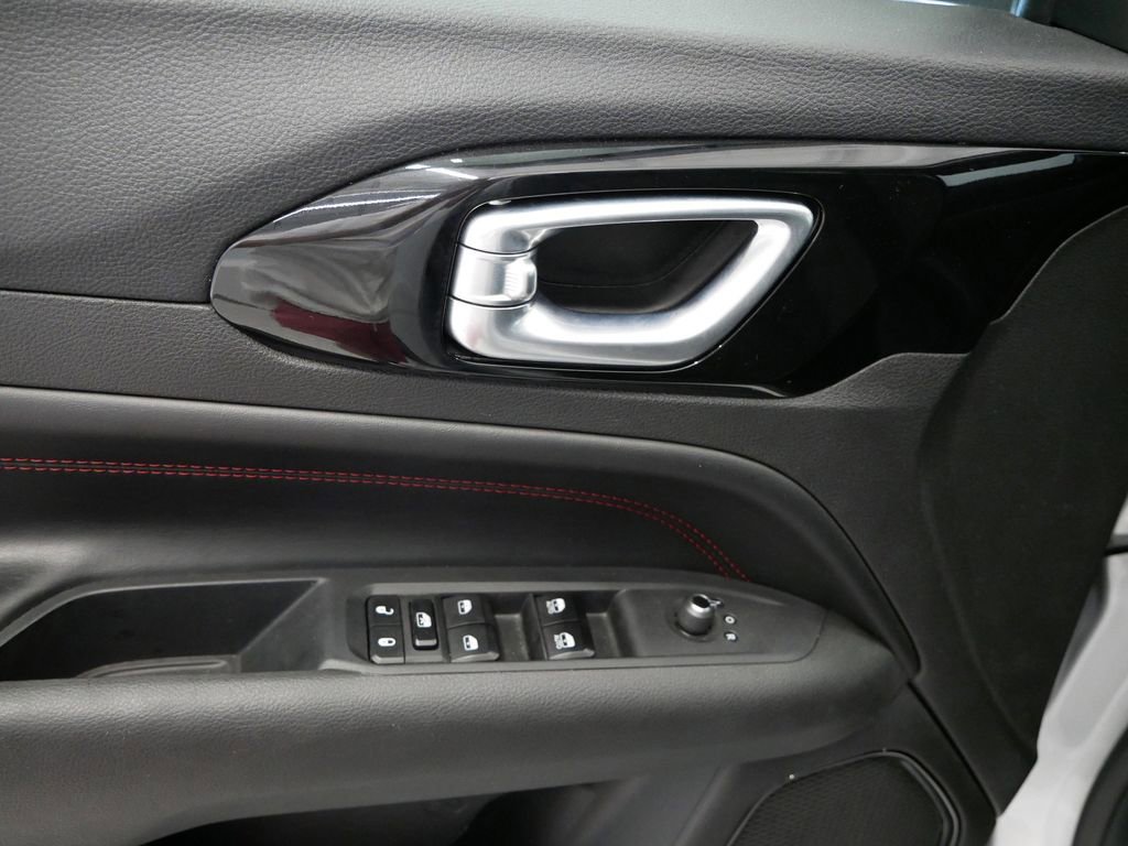 Certified 2024 Jeep Compass Trailhawk image 20