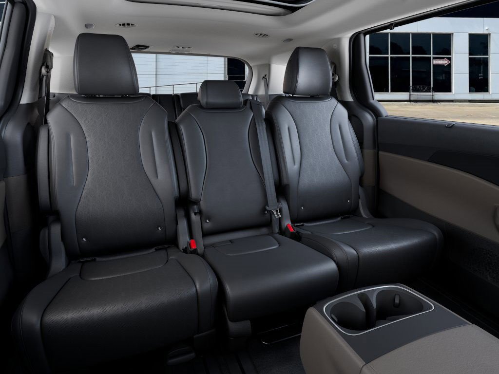 New 2026 Kia Carnival SX image 16