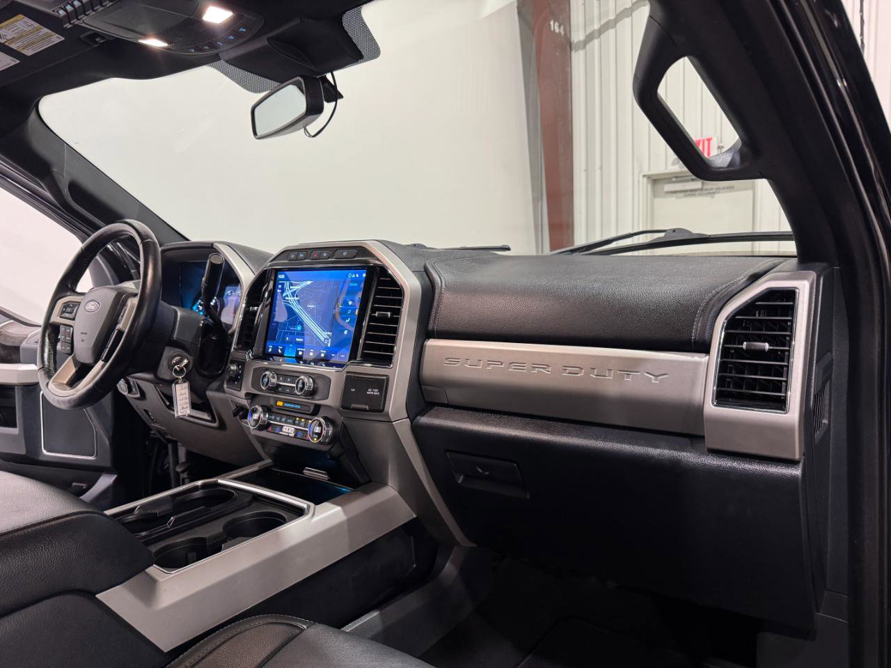 Used 2022 Ford F250 Lariat w/ Lariat Value Package image 11
