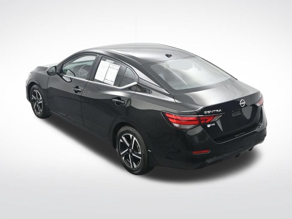 Used 2024 Nissan Sentra SV FWD image 30