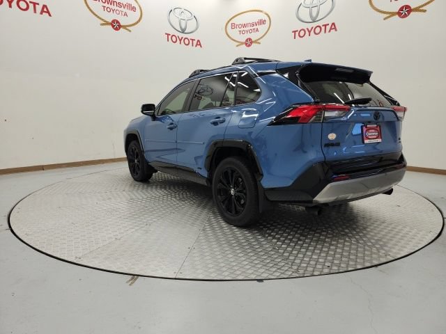 Certified 2025 Toyota RAV4 SE AWD/4WD image 5