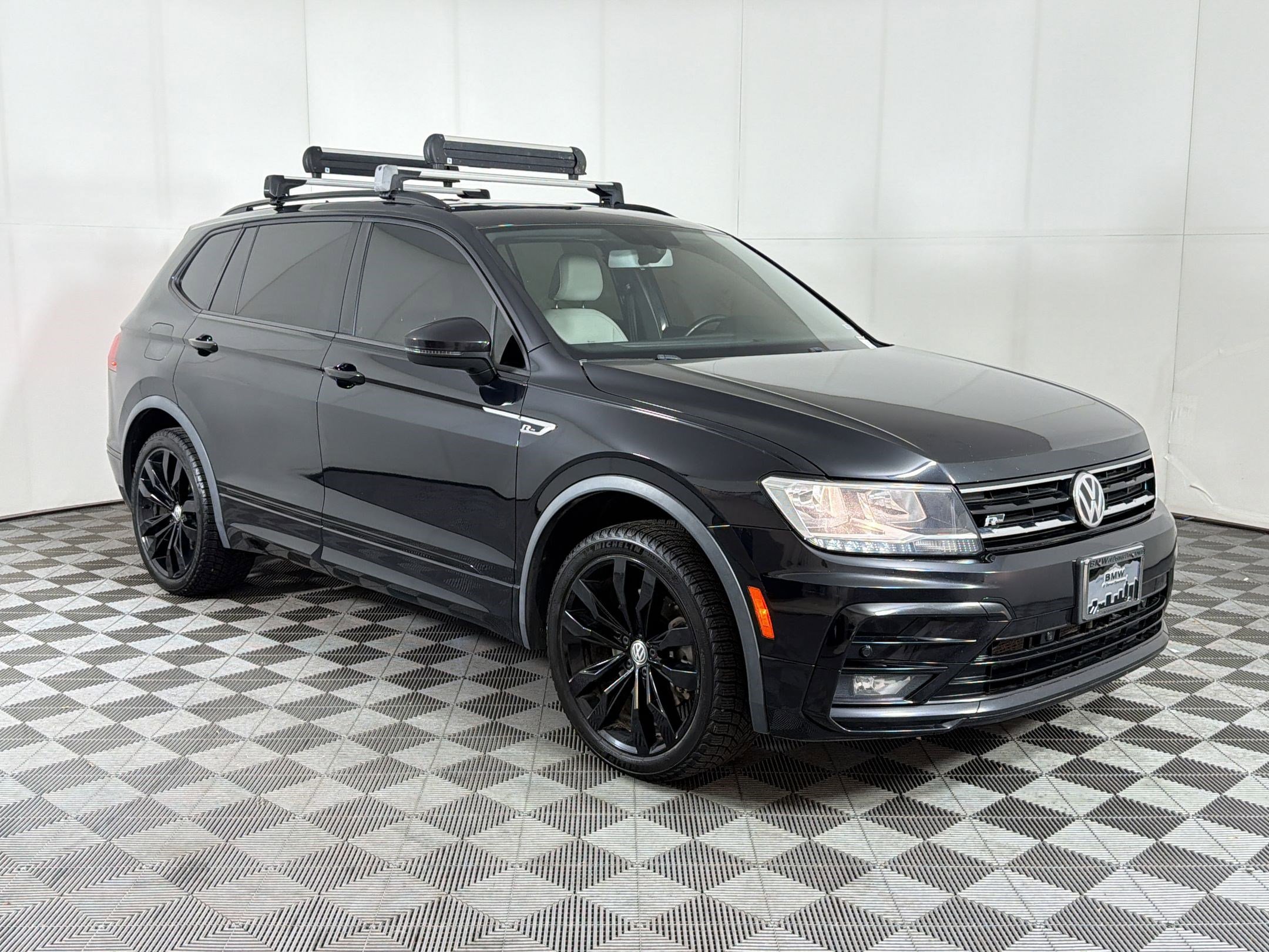 Used 2021 Volkswagen Tiguan SE R-Line image 7