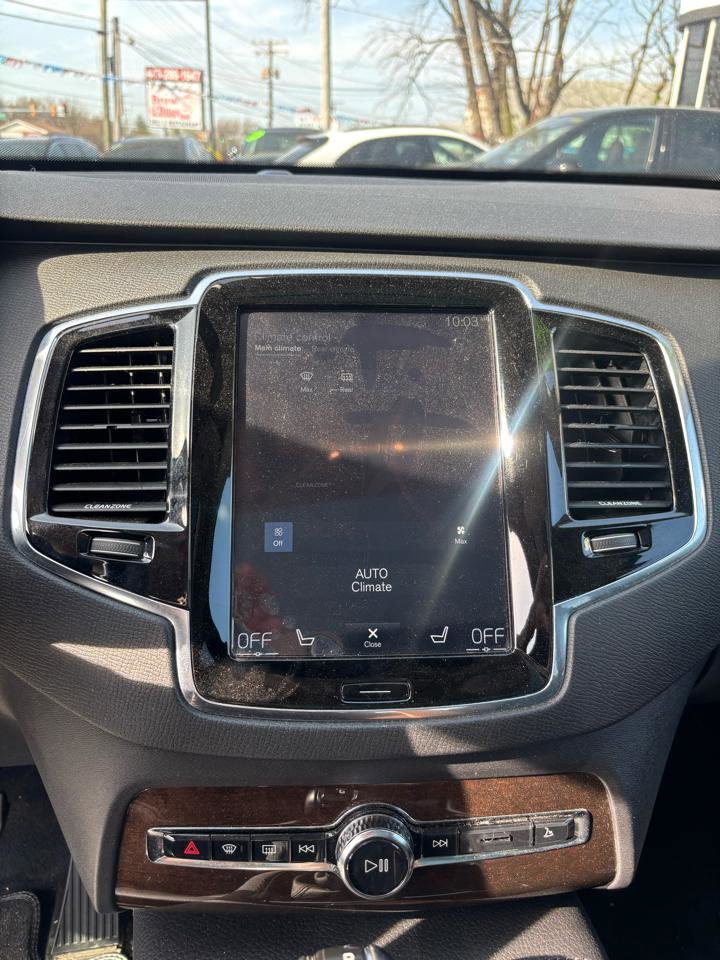 Used 2016 Volvo XC90 T6 Momentum w/ Momentum Plus Package image 11