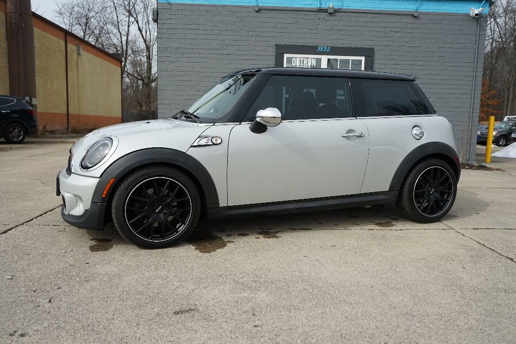 Used 2011 MINI Cooper S image 7