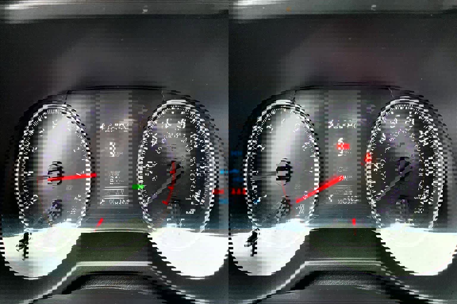 Used 2020 Toyota RAV4 XLE image 25