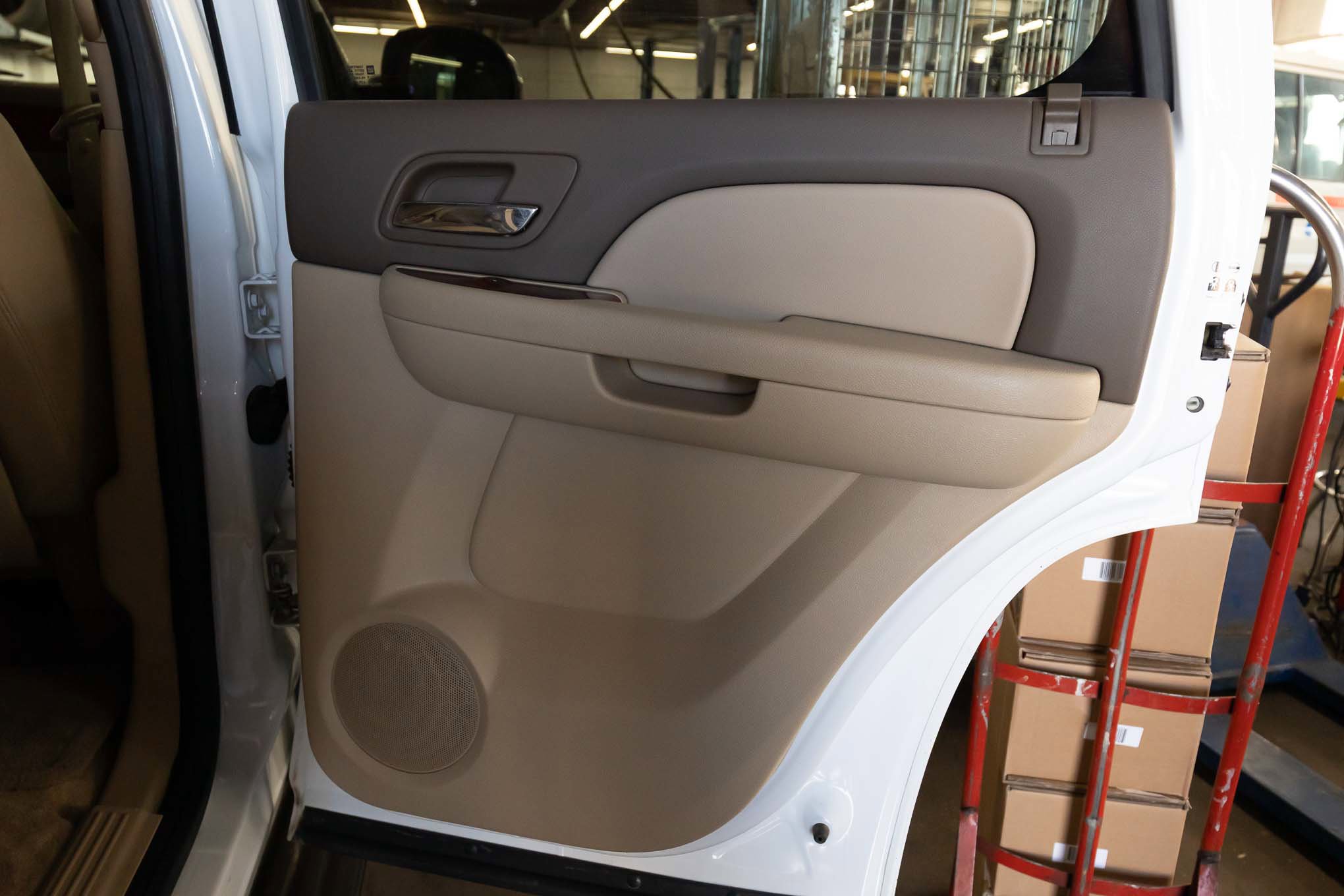Used 2011 Chevrolet Tahoe LS AWD/4WD image 15