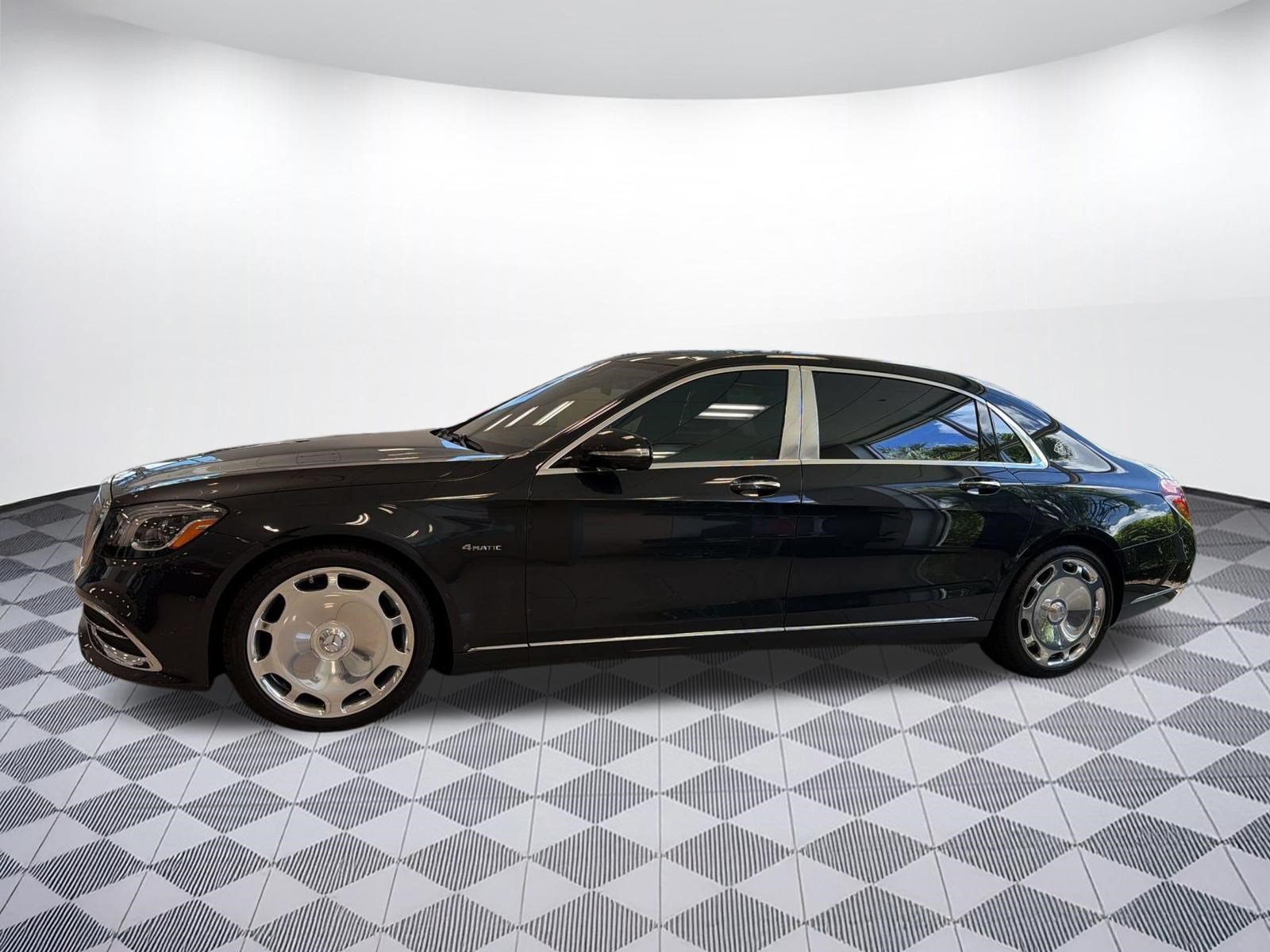 Used 2020 Mercedes-Benz Maybach S 560 4MATIC image 2