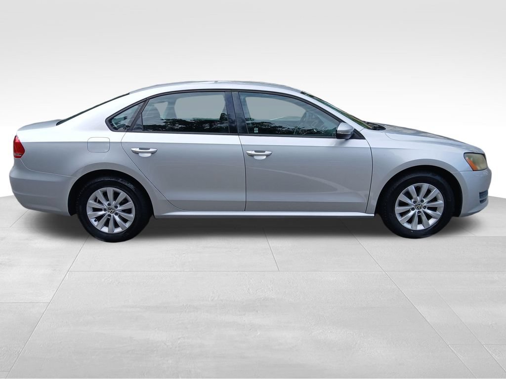 Used 2012 Volkswagen Passat 2.5 S FWD image 6