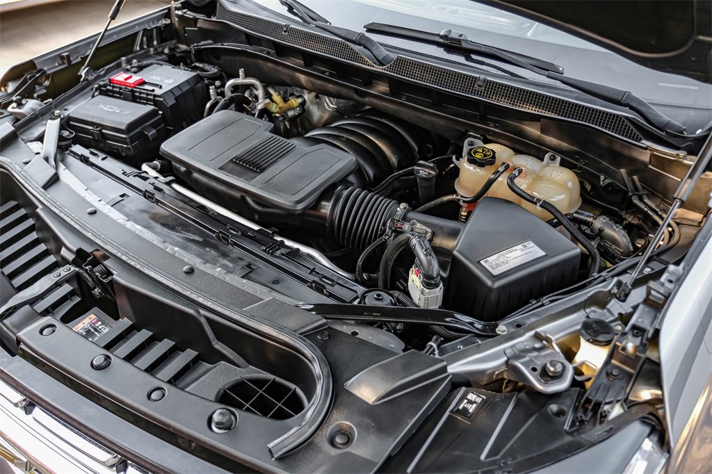 Used 2021 Chevrolet Suburban Premier w/ Premium Package image 56