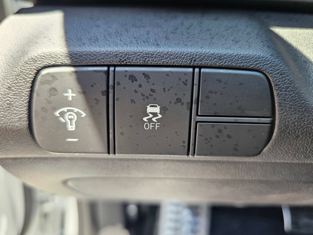Certified 2026 Hyundai Elantra Sport FWD image 24