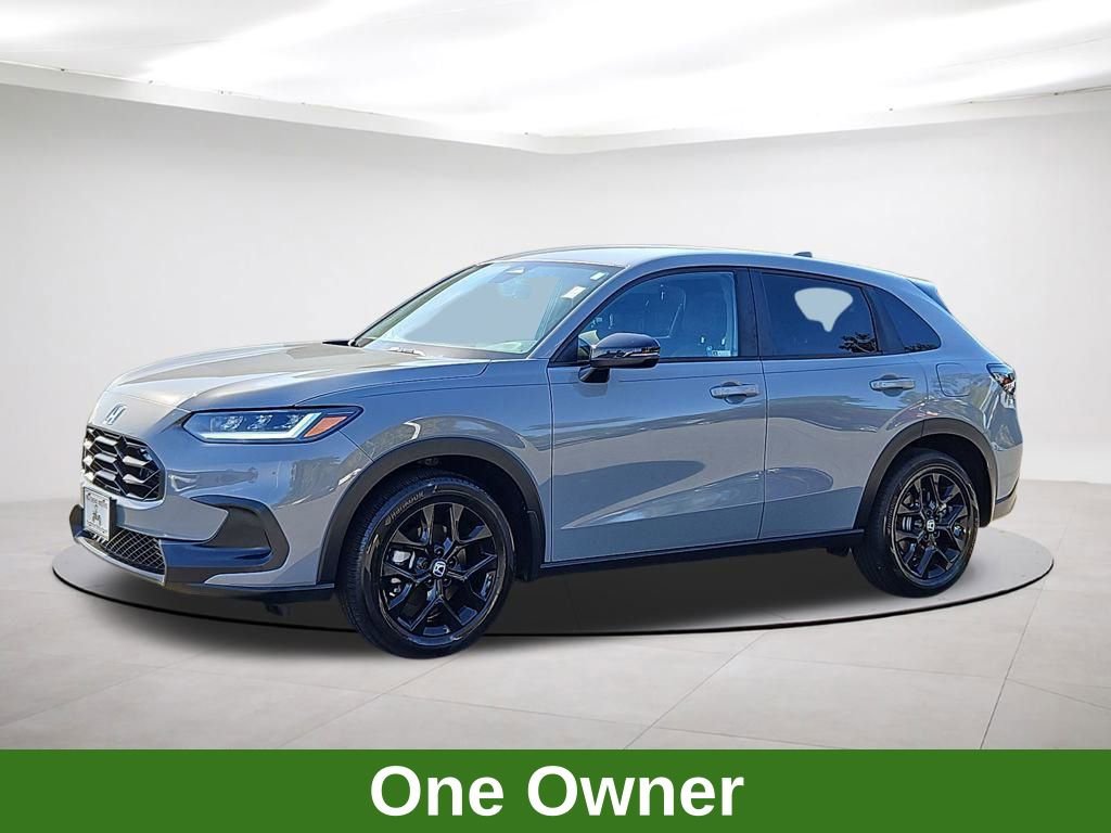 Used 2024 Honda HR-V Sport image 3