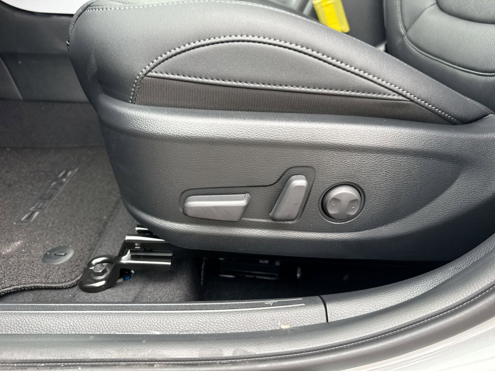 New 2026 Kia Seltos EX image 12