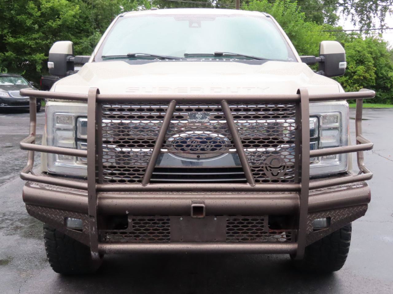 Used 2017 Ford F350 Lariat w/ Lariat Ultimate Package AWD/4WD image 9