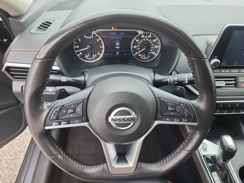 Used 2022 Nissan Altima 2.5 SR FWD image 13