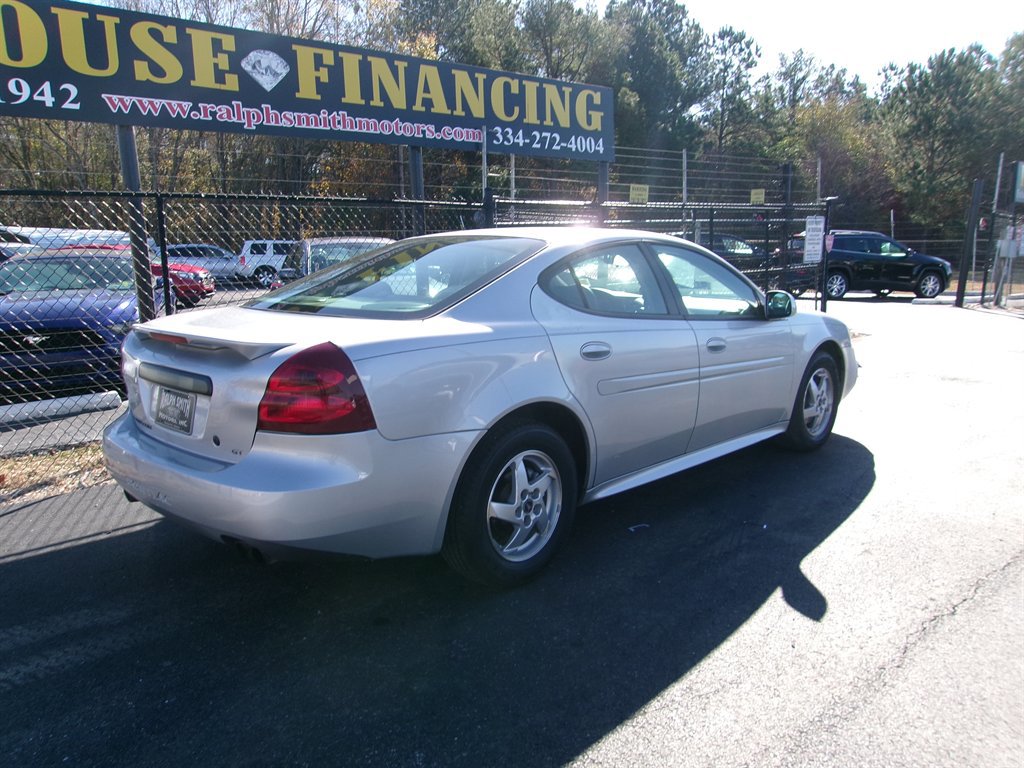 Used 2004 Pontiac Grand Prix GT w/ Drivers Package image 9