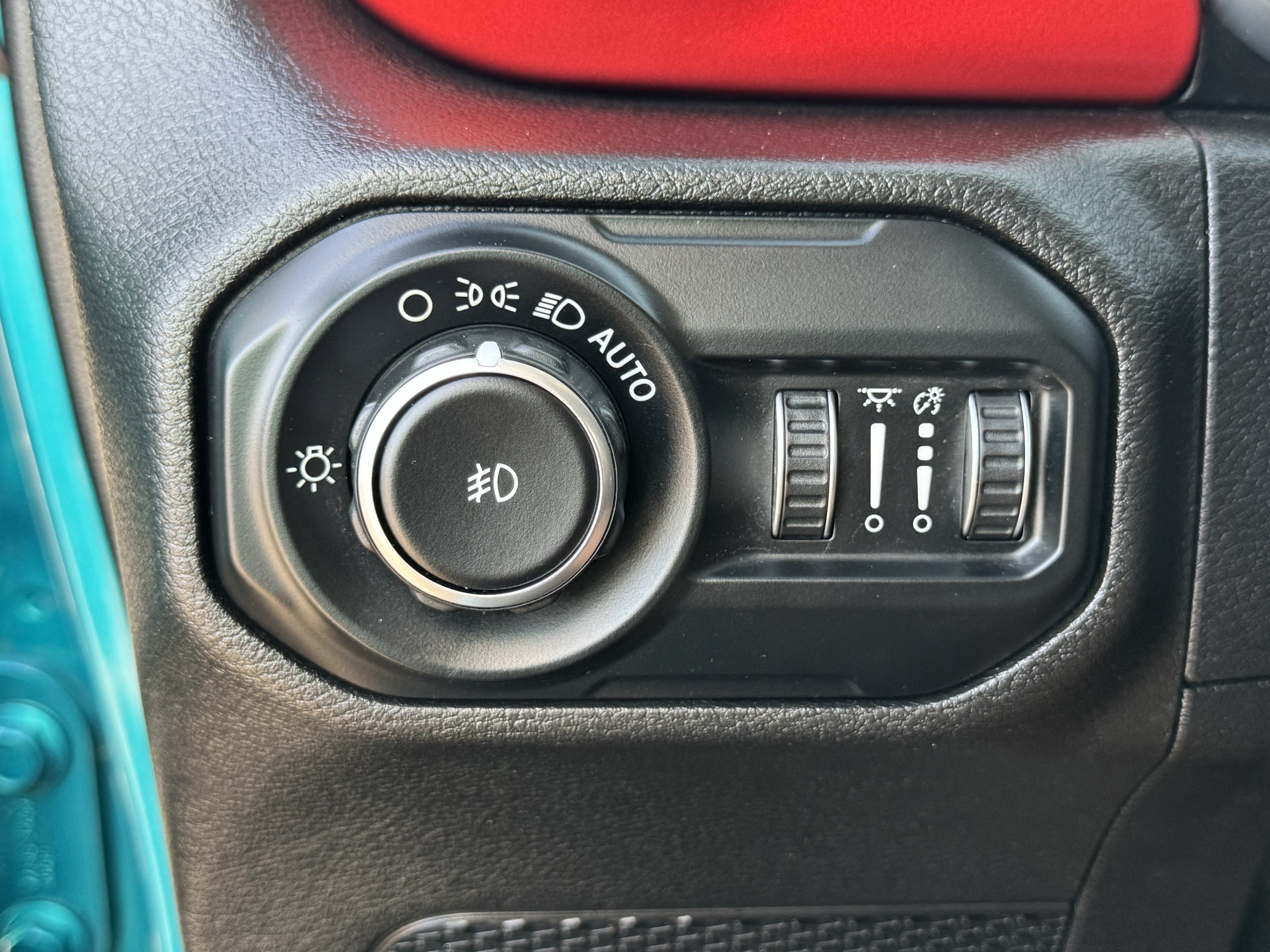Used 2020 Jeep Wrangler Unlimited Rubicon AWD/4WD image 21