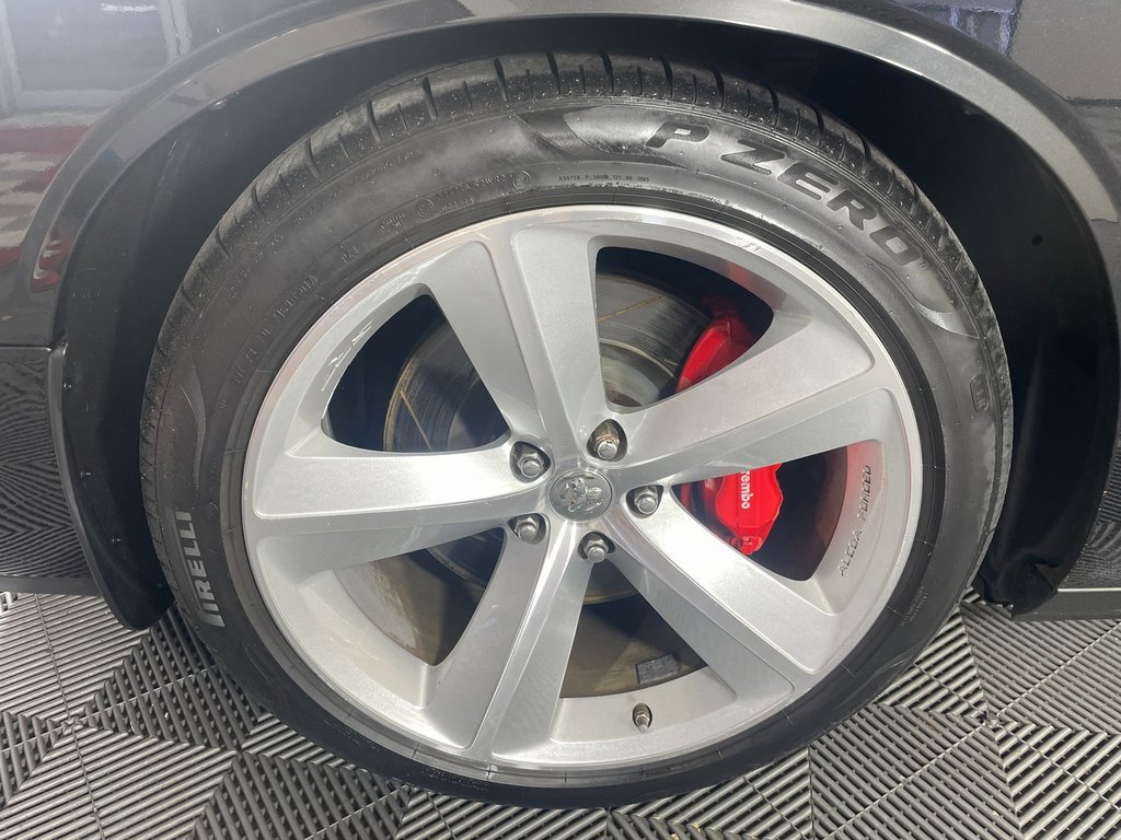 Used 2009 Dodge Challenger SRT8 w/ SRT Option Group II image 12