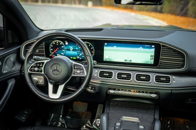 Used 2022 Mercedes-Benz GLS 450 4MATIC image 34