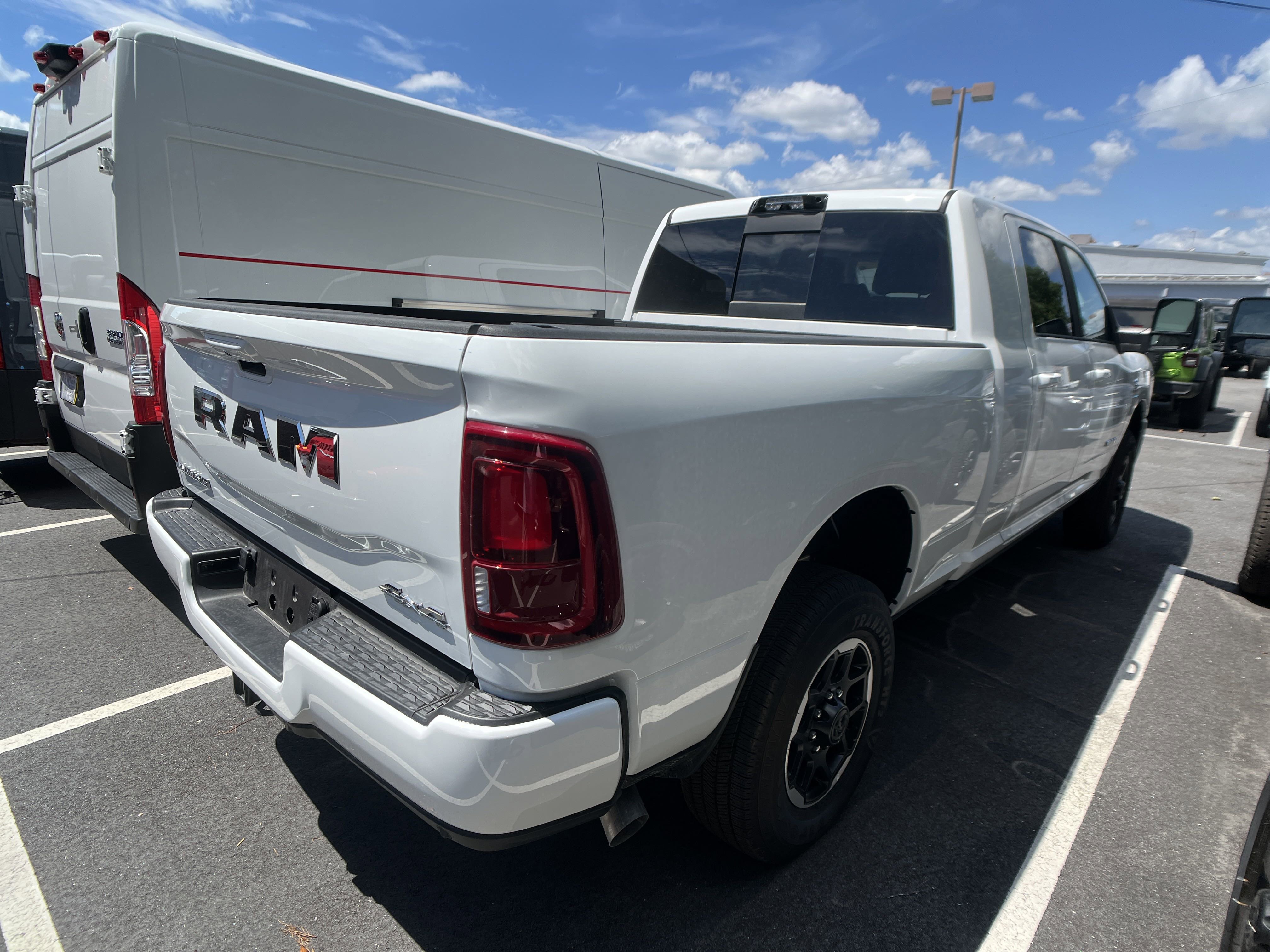 Used 2025 RAM 2500 Laramie image 5