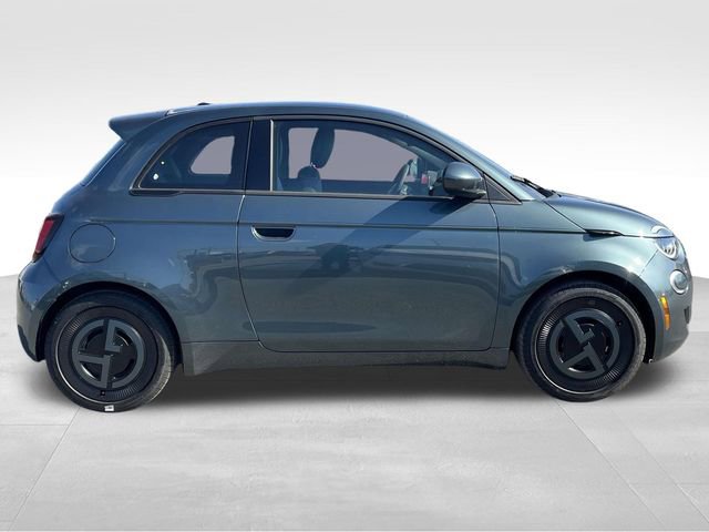 New 2025 FIAT 500 e image 8