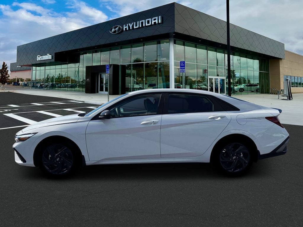 New 2026 Hyundai Elantra N Line FWD image 3