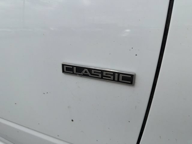 Used 2021 RAM 1500 Classic SLT AWD/4WD image 4