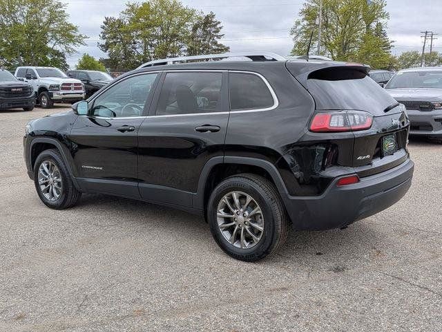 Certified 2019 Jeep Cherokee Latitude Plus w/ Cold Weather Group AWD/4WD image 3