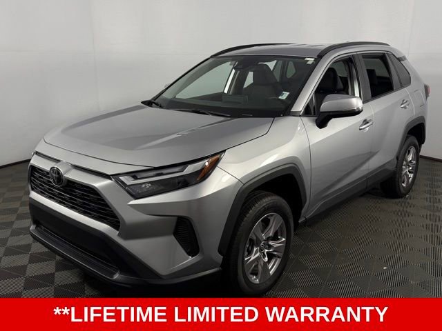 Used 2024 Toyota RAV4 XLE image 3