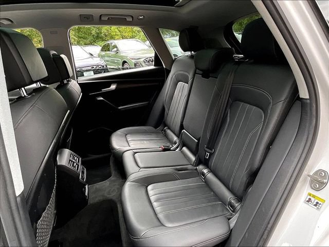 Used 2021 Audi Q5 Premium AWD/4WD image 23