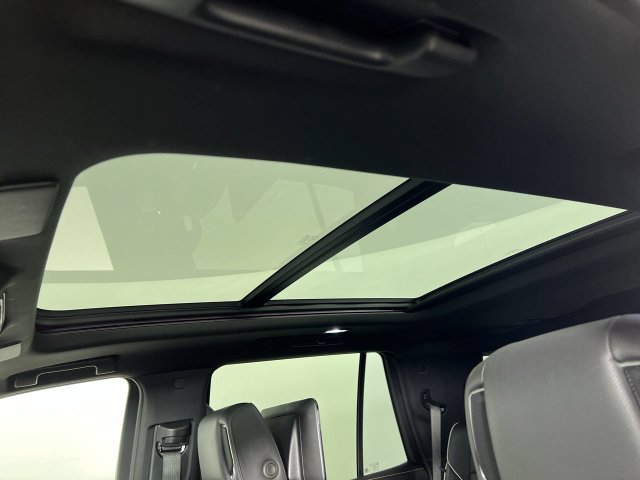 Certified 2023 Cadillac Escalade Premium Luxury AWD/4WD image 19
