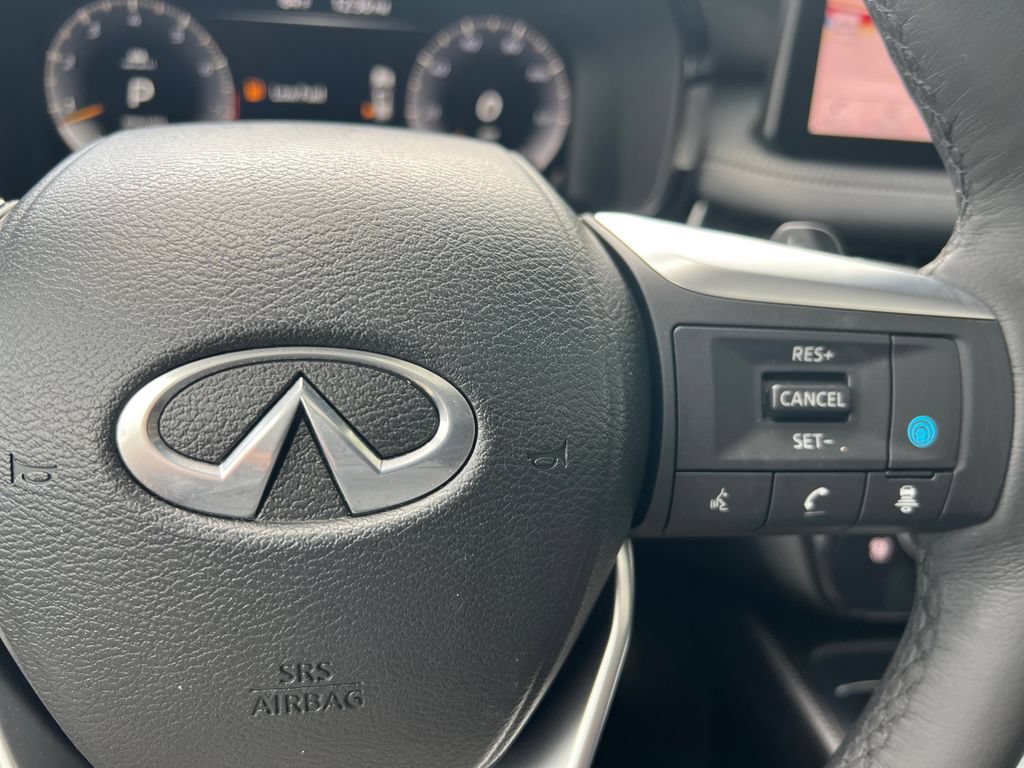Used 2023 INFINITI QX60 Luxe w/ Performance Audio Package AWD/4WD image 27