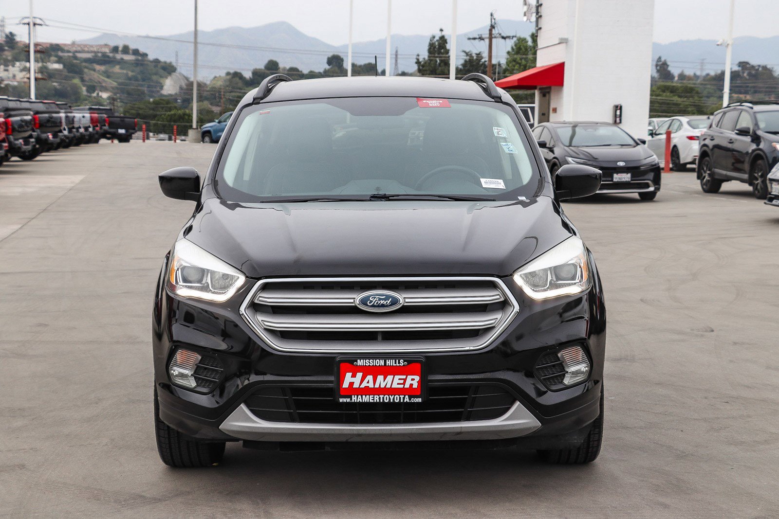 Used 2018 Ford Escape SEL image 2