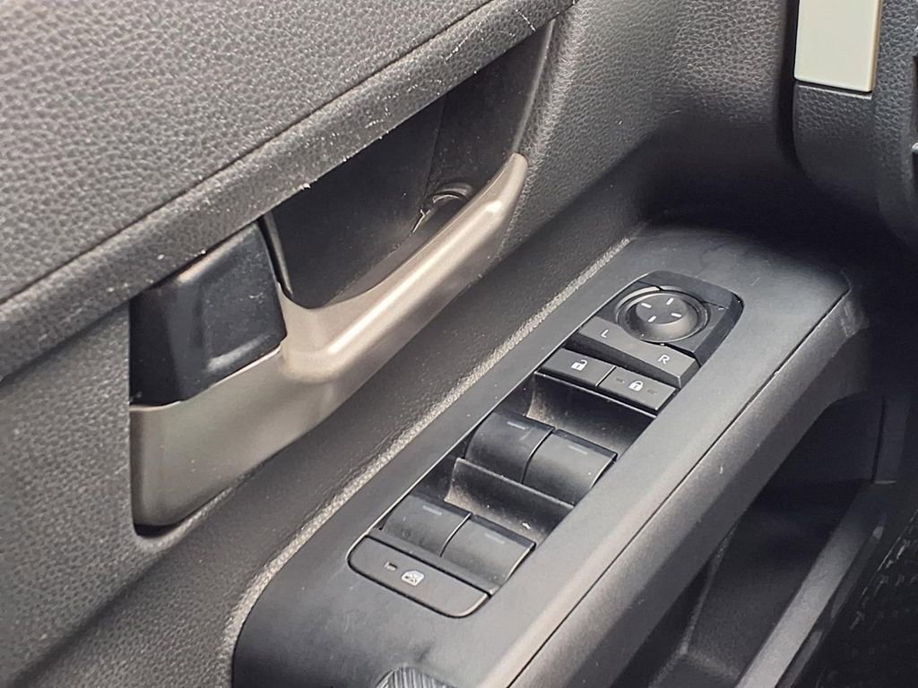 Used 2024 Toyota Tacoma TRD Off-Road image 19