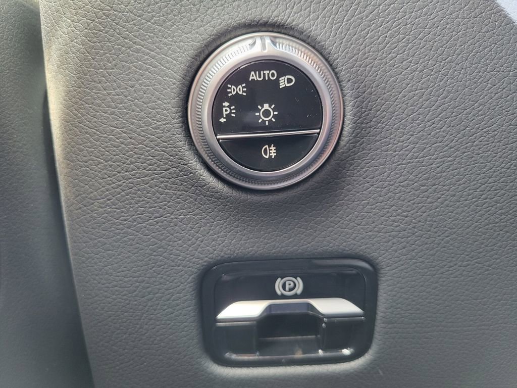 New 2026 Mercedes-Benz GLC 300 4MATIC image 24