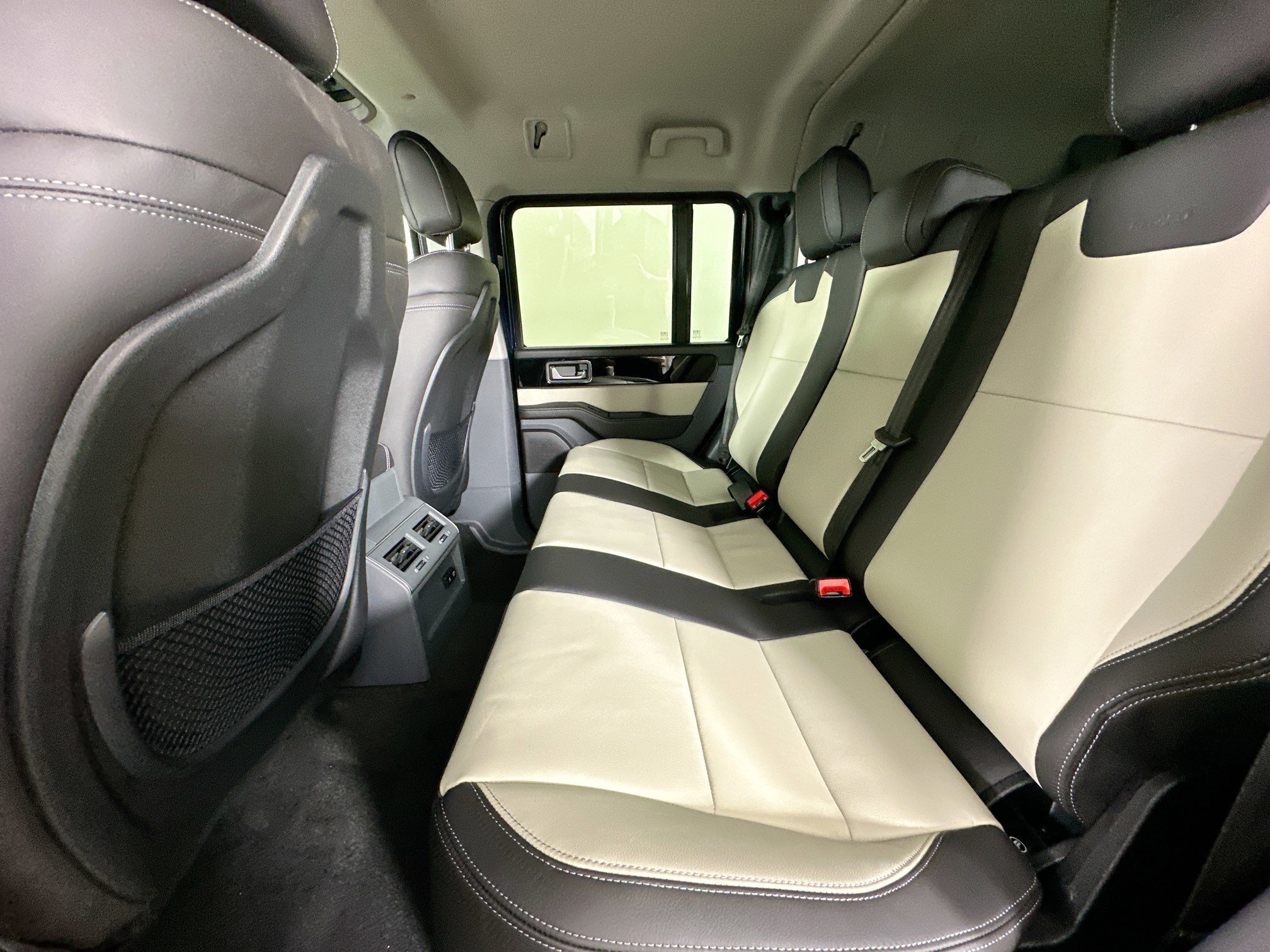 New 2026 INEOS Grenadier Station Wagon AWD/4WD image 39