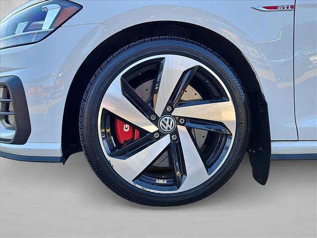 Used 2021 Volkswagen GTI SE FWD image 23
