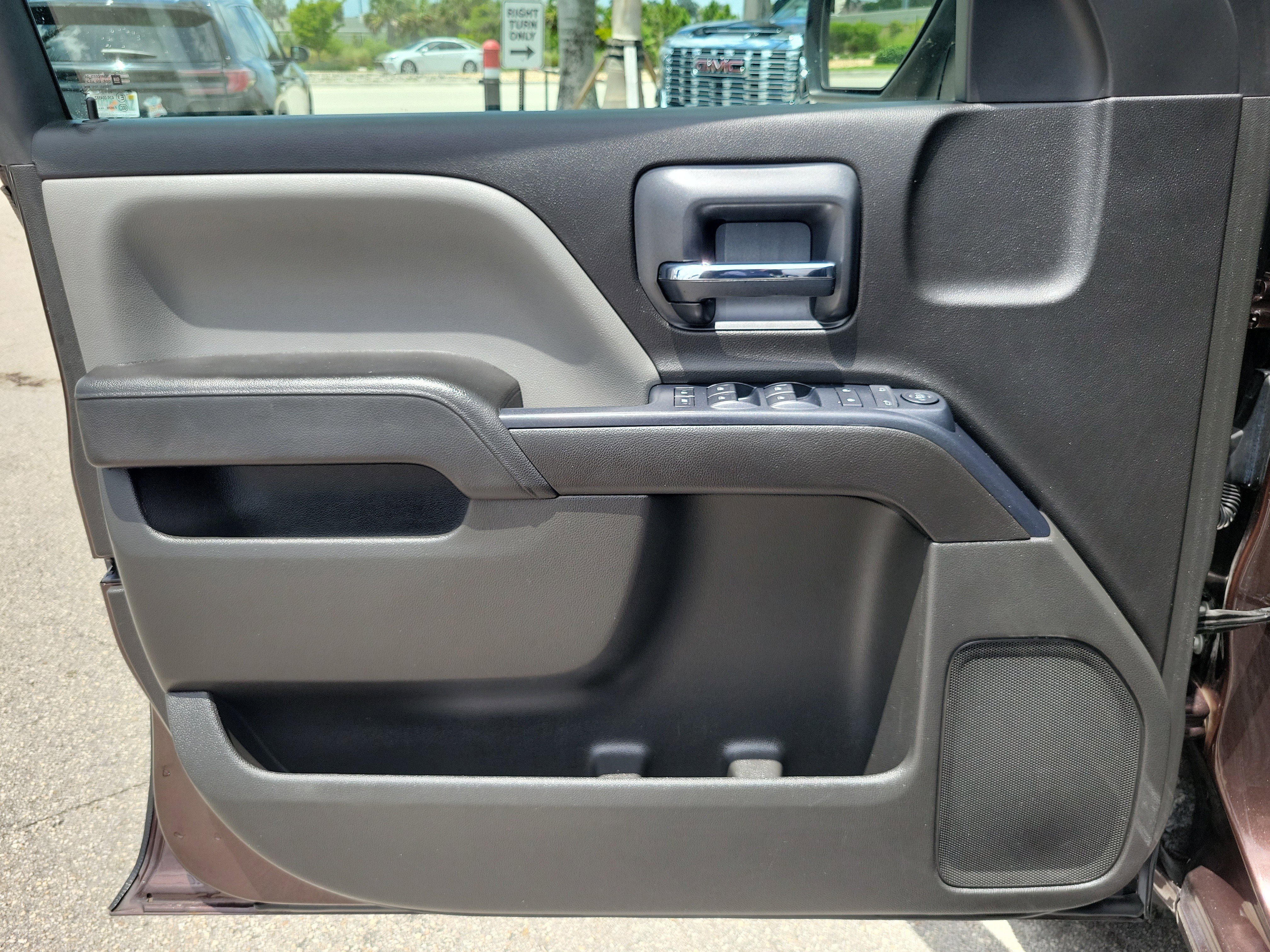 Used 2016 GMC Sierra 1500 2WD Crew Cab w/ Sierra Convenience Package image 21