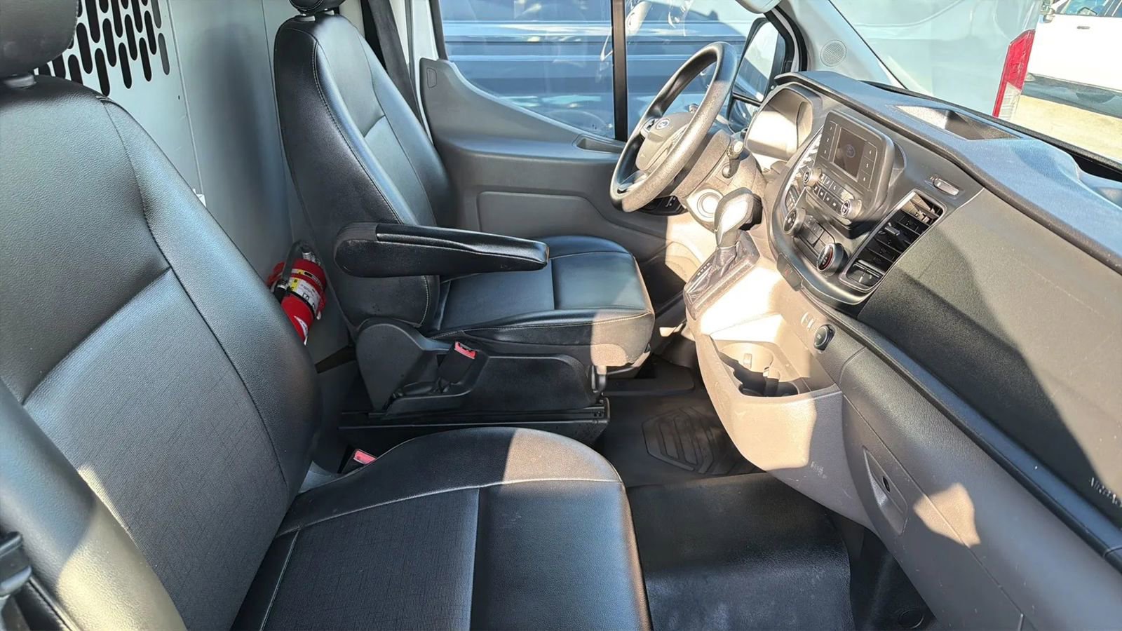 Used 2021 Ford Transit 250 Low Roof RWD image 7