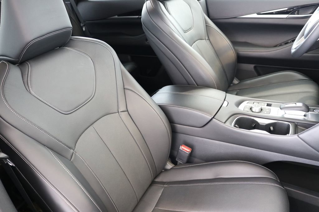 Certified 2025 INFINITI QX60 Pure image 42