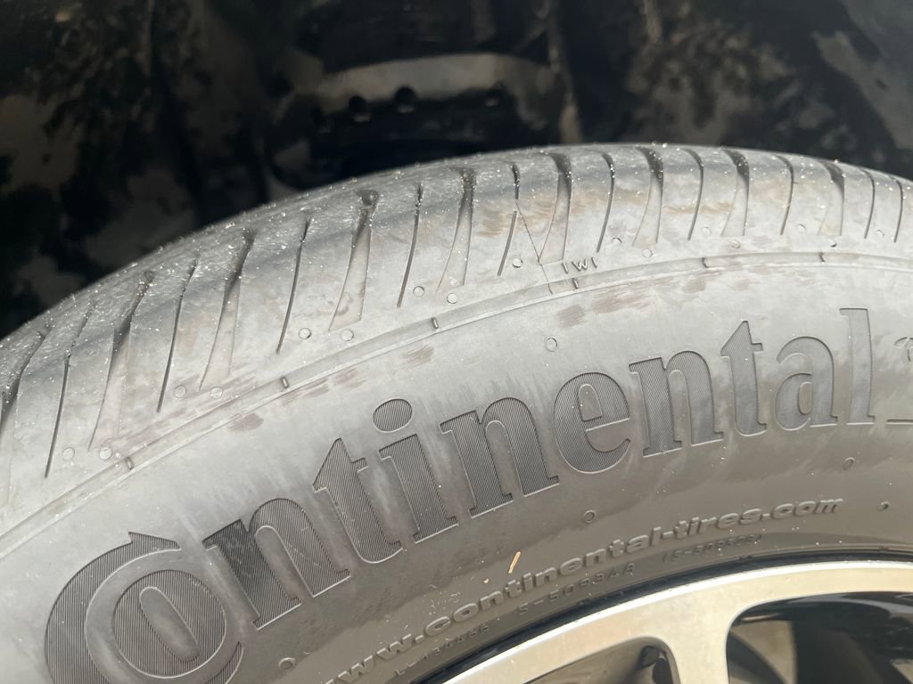 Used 2025 Chevrolet TrailBlazer LT AWD/4WD image 28