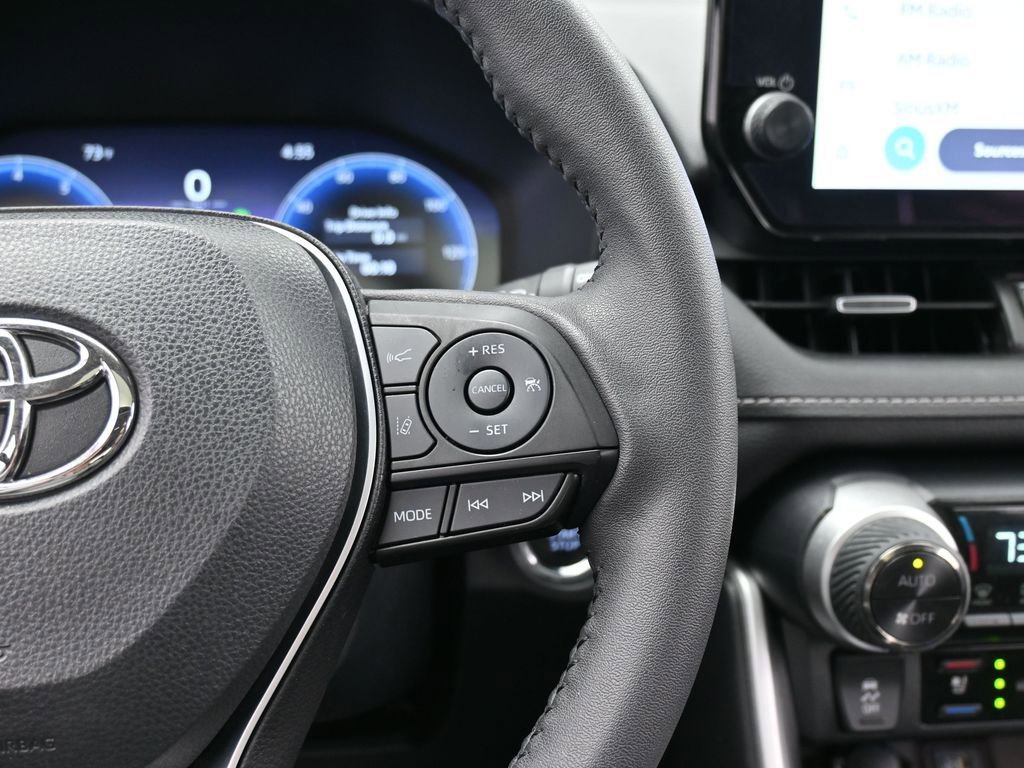 Used 2023 Toyota RAV4 Limited image 29