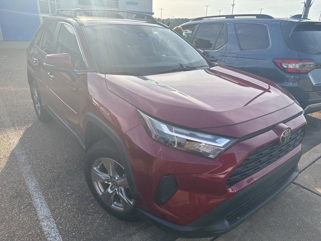 Used 2023 Toyota RAV4 XLE w/ Convenience Package image 3