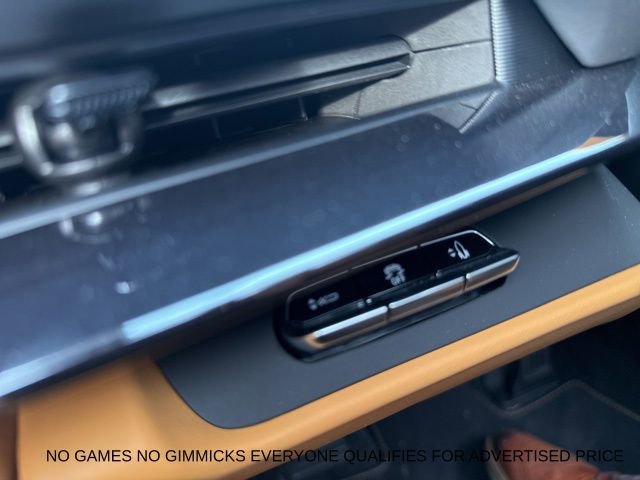 Used 2026 Chevrolet Corvette Z06 RWD image 16