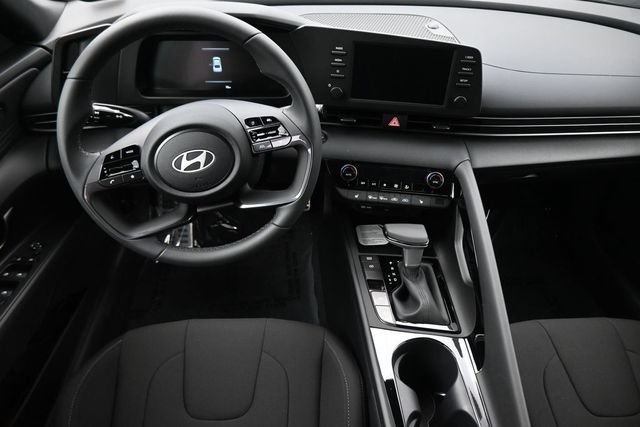 New 2026 Hyundai Elantra SEL Sport Premium FWD image 12