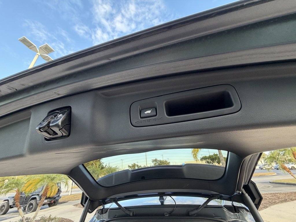 Certified 2024 Honda CR-V EX-L image 31