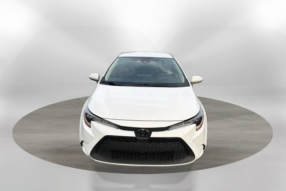 Used 2022 Toyota Corolla LE FWD image 8