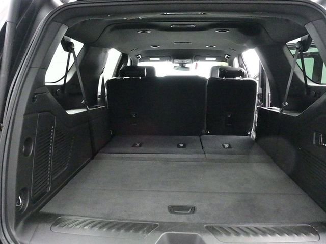 Used 2021 Chevrolet Suburban LT w/ Luxury Package image 13