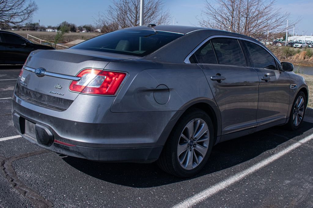 Used 2012 Ford Taurus Limited image 4