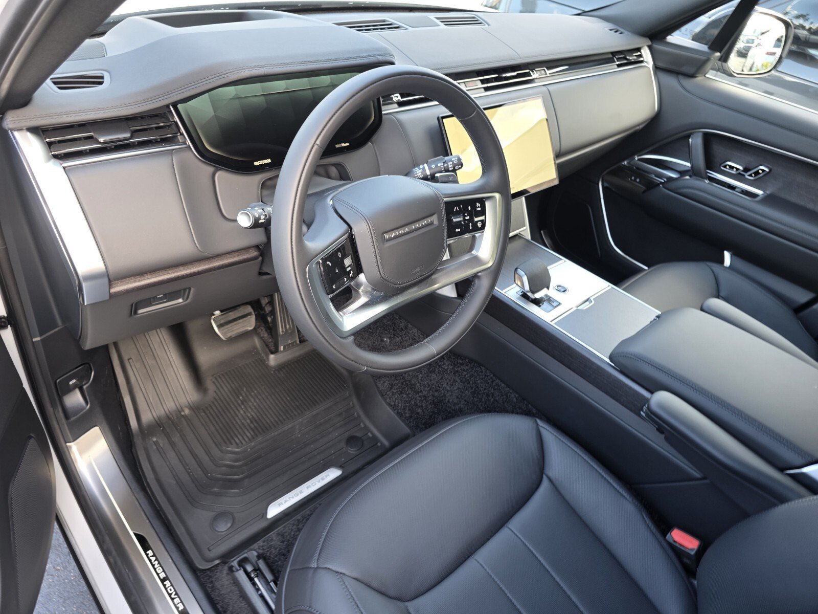New 2026 Land Rover Range Rover SE AWD/4WD image 10